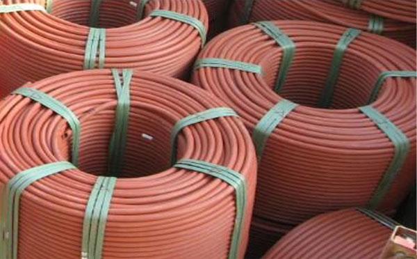 地下管线保护新选择：聚乙烯尼木穿线管在现代电气工程中的应用价值